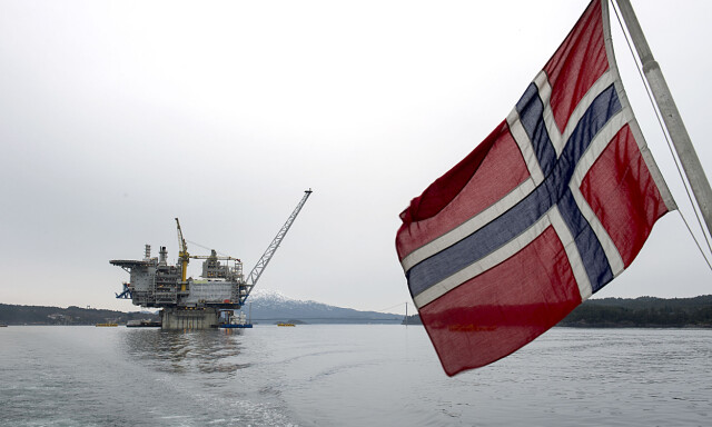 Full gasskrangel om Aasta Hansteen